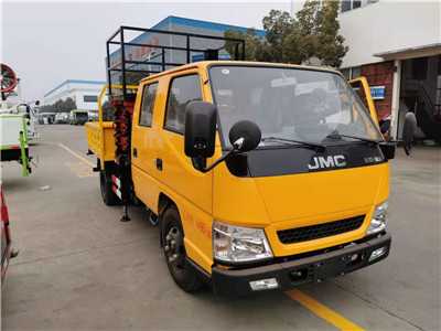 東風雙排8-10米平臺升降高空作業車