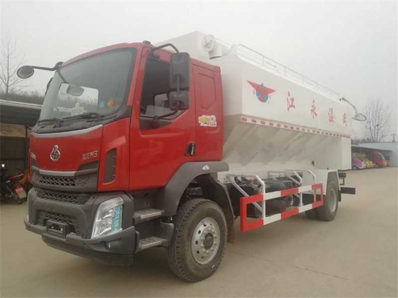 柳汽乘龍28方飼料運輸車